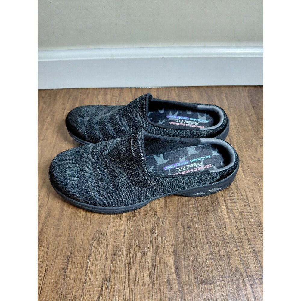Skechers Relaxed Fit Commute Time In Knit to Win Black Mules Womens 7.5